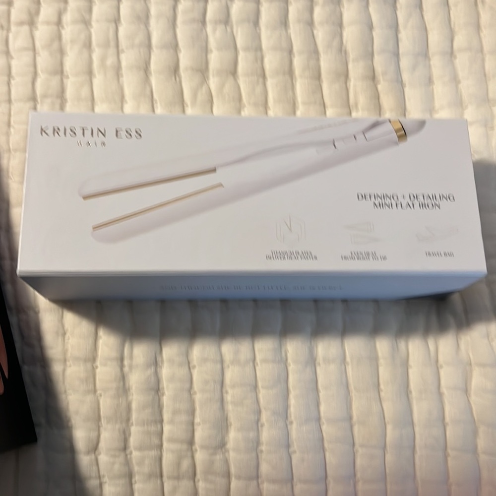 Hair straighteners